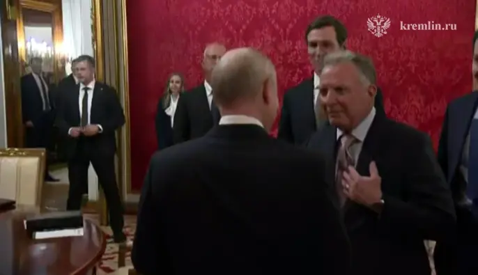 У Кремлі почалася зустріч Путіна зі спецпредставниками США Віткоффом і Кушнером