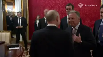 В Кремле началась встреча Путина со спецпредставителями США Виткоффом и Кушнером