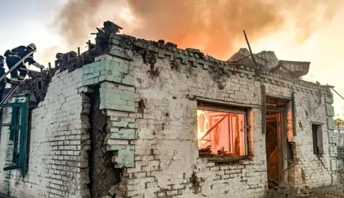 У Херсоні після удару КАБом по будинку постраждали троє людей