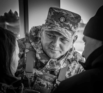 "Вони ходять з вами на батьківські збори": Залужний звернувся до військової розвідки