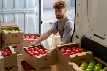 Київ готує запаси продуктів на випадок надзвичайних ситуацій – подробиці