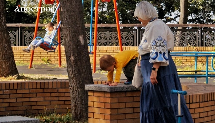 КМІС: 71% українців вважають себе щасливими – показник повернувся до рівня 2021 року