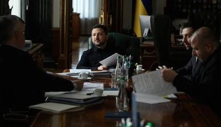 Відставка генпрокурора: Зеленський зустрівся з Кравченком та Арахамією