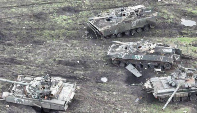Российская армия потеряла ещё 1410 военнослужащих: сколько техники уничтожено за сутки