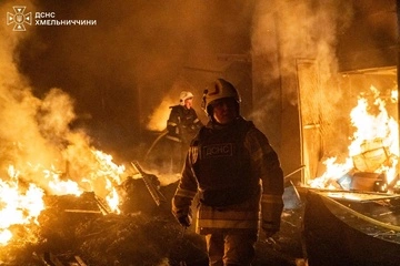 Росіяни атакували Хмельницький: є влучання,постраждали рятувальники