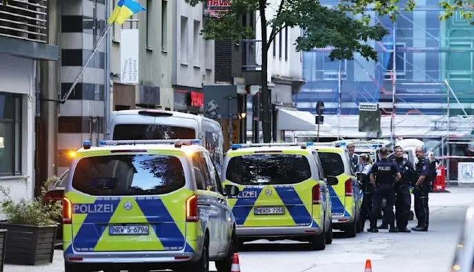 У Дюссельдорфі поліція проводить спецоперацію в Генконсульстві України — ЗМІ