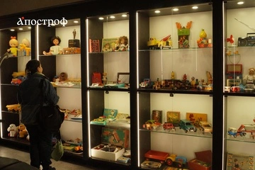 В Киеве открылся "Музей эмоций" с самой большой коллекцией винтажных игрушек в Украине — фоторепортаж