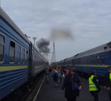 "Укрзализныця" об атаке дрона на локомотив в Ягодине: целью РФ мог быть дипломатический поезд