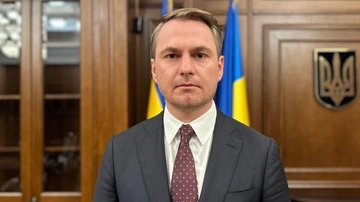 Кравченко законно уехал из Украины: нардеп объяснил, почему его не остановили на границе
