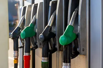 Ціни на бензин знову зросли: скільки коштує пальне на АЗС 14 вересня