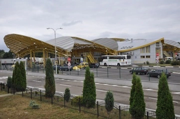 Польща хоче пришвидшити рух транспорту на кордоні з Україною через атаки РФ