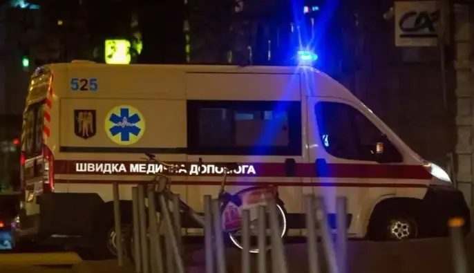 Россияне атаковали Киев беспилотниками: попали в АЗС и складские помещения — есть пострадавший