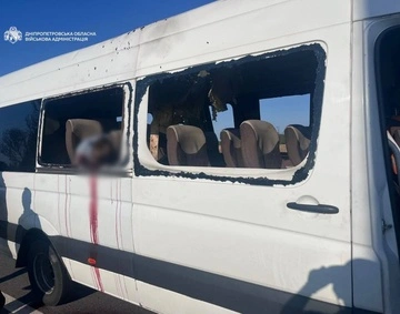 Россияне атаковали автобус в Никопольском районе: есть погибшие и раненые