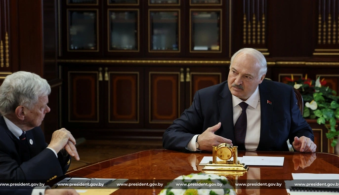 У Білорусі звільнять 25 політичних в’язнів після переговорів у Мінську