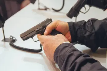 Як отримати дозвіл на зброю в Україні – що потрібно знати