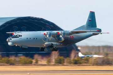 Шесть бортов за одну ночь: в Ростове были сбиты Ан-12, два Ан-26 и три вертолета — подробности