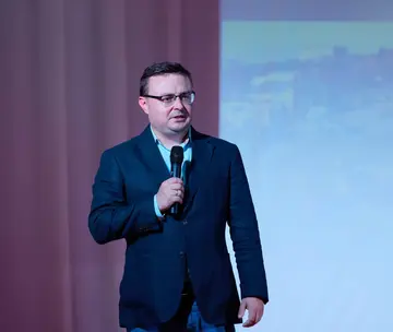 В Эстонии обвинили нардепа от "Слуги народа" в шантаже чиновников по распределению помощи Украине — СМИ