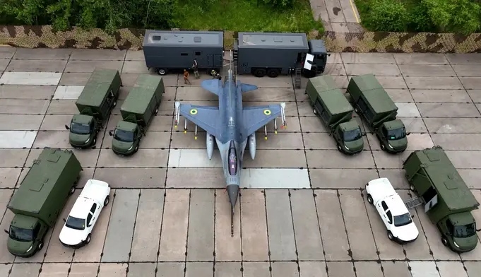 F-16 не могут раскрыть весь свой потенциал: Украине не хватает ракет