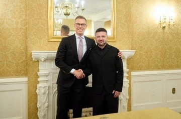 Фінляндія підготувала пакет допомоги для України — Зеленський після розмови зі Стуббом