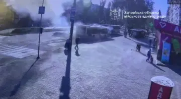 В Запорожье FPV-дрон атаковал пассажирский автобус: есть раненые