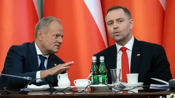 Навроцкий и Туск поспорили из-за высказываний о потере территорий — предыстория