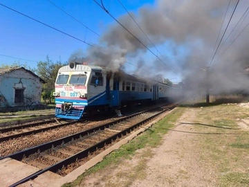 Росія вдарила по приміському поїзду на Харківщині: є тяжко поранені