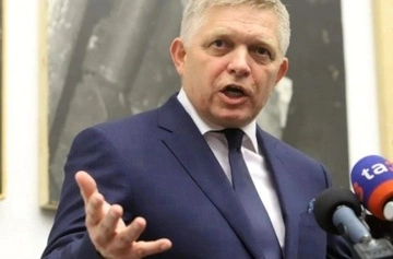 Фицо отменил визит в Украину из-за состояния здоровья — СМИ