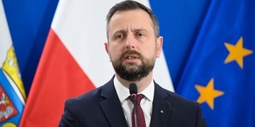 Міністр оборони Польщі: без української ППО більшість російських дронів долітатиме до Польщі