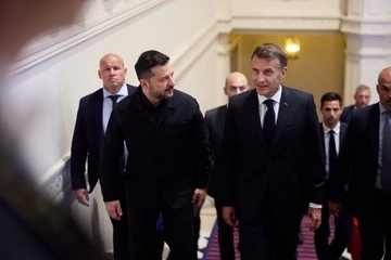 Зеленський зустрівся з Макроном: Україна готова забезпечити додаткові системи ППО SAMP/T та ракети до них