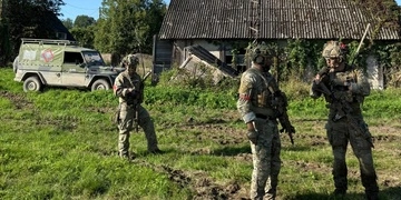НАТО вивчає український досвід війни, однак повністю відтворити його поки не може — WSJ
