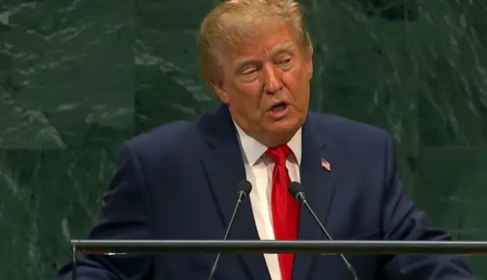 "Пора остановить убийства": Трамп заявил, что готов применить санкции Грэма против РФ
