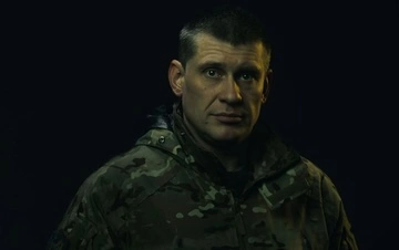 "Стало темно": актор Олексій Тритенко у ЗСУ повідомив про смерть рідної людини