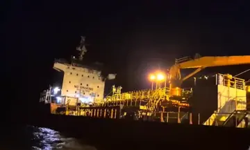 ДПСУ врятувала 15 моряків із атакованого РФ судна у Чорному морі: відео