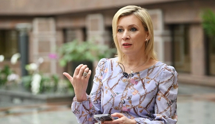 Захарова відреагувала на слова Зеленського про приїзд до Москви "на ракеті"