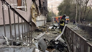 Повреждена больница, уничтожены ТРЦ и семь пострадавших: в РГА рассказали о ситуации в Запорожье