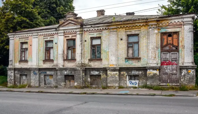 Прокуратура через суд хоче надати охоронний статус будинку у Києві, де мешкав Антон Собкевич