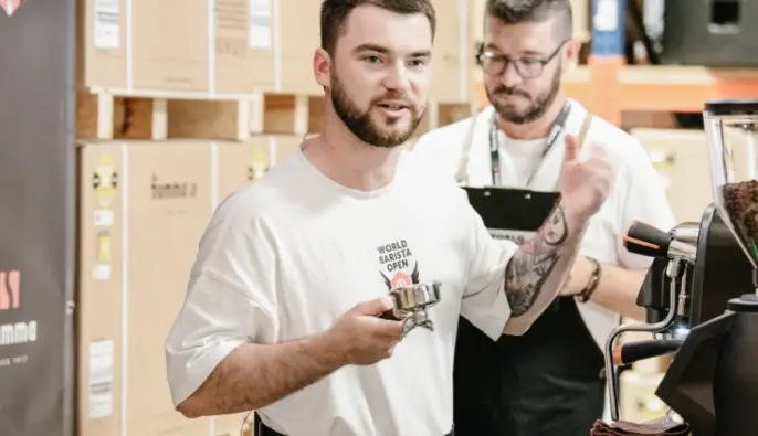 Украинец занял второе место на международном Fiamma World Barista Open в Португалии - с авторским напитком на основе украинских ингредиентов
