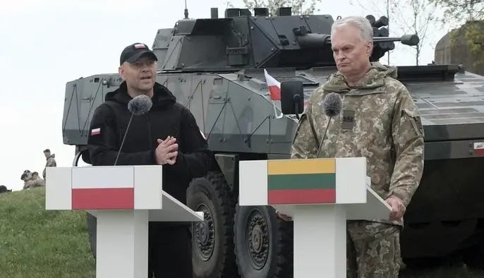 Варшава и Вильнюс планируют эвакуацию населения Балтии через Сувальский коридор