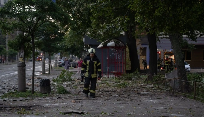 Київ-Пасажирський, бізнес-центри й іноземні судна: Зеленський назвав наслідки атаки