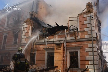 Удар РФ по Києву: число загиблих від атаки по будинку академії наук зросло до двох