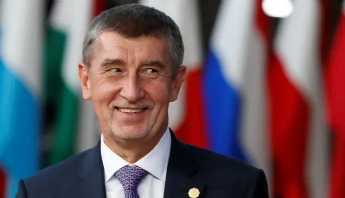 Чехія зупинила допомогу ЗСУ, проте захистить союзників у Балтії від РФ: заява Бабіша