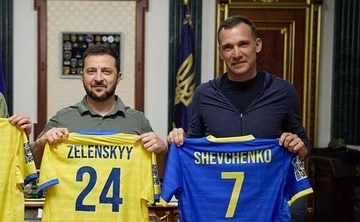 "Он национальная легенда Украины": Владимир Зеленский поздравил Андрея Шевченко с 50-летием
