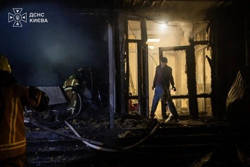 У Києві внаслідок нічного обстрілу постраждав чоловік — ДСНС