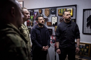 "Тут здобувається Незалежність": Зеленський звернувся до воїнів