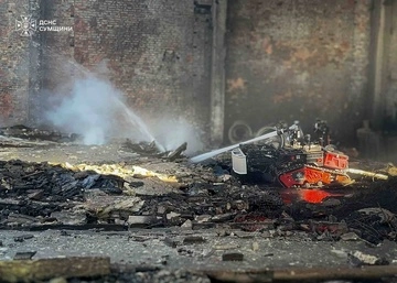 Рятувальники показали наслідки удару по ТЦ на Сумщині