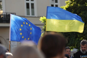 КМІС: 50% українців вважають, що влада гальмує вступ до ЄС