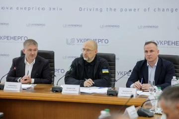 Шмыгаль обсудил с руководством Укрэнерго защиту энергосистемы: что в приоритете
