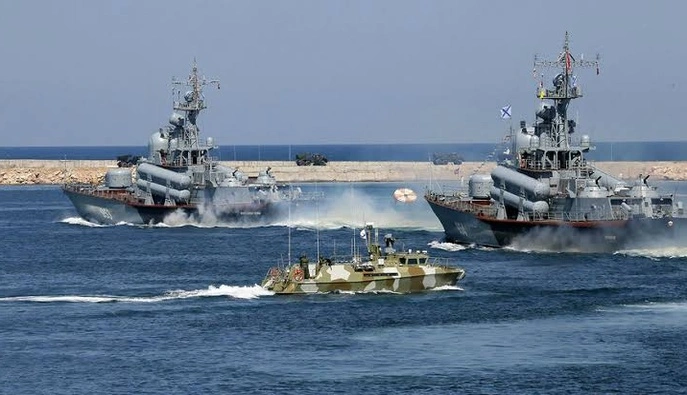 Флот РФ перевели у режим підвищеної боєготовності – що очікують