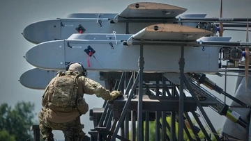 Американские ветераны могли учить российских военных: что выяснили СМИ