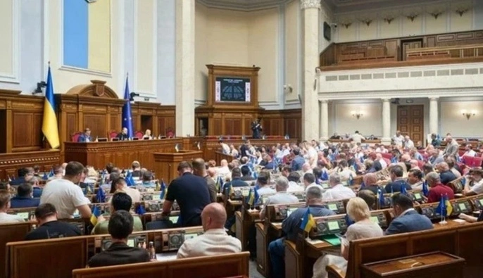 У Раді обговорюють перенесення голосувань до підвалу через загрозу ударів РФ — Федієнко